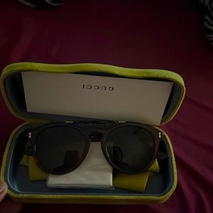 Gucci brown glasees only wear one time no dust bag